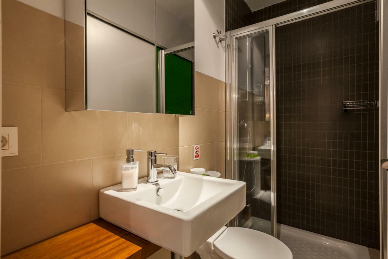 Homefeel Alameda Seville Exterior photo